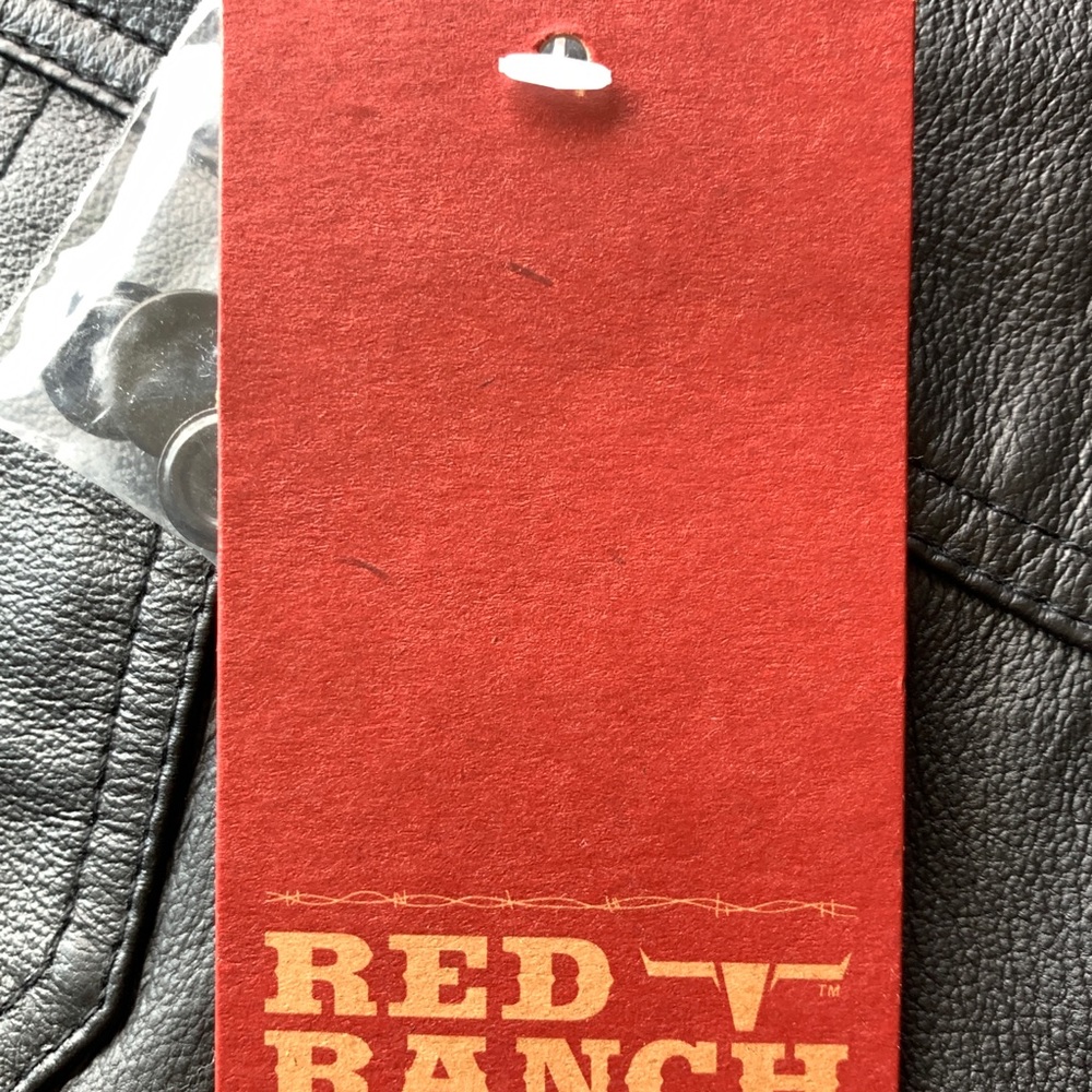 Red Ranch Leather Vest - Picture 4 of 6